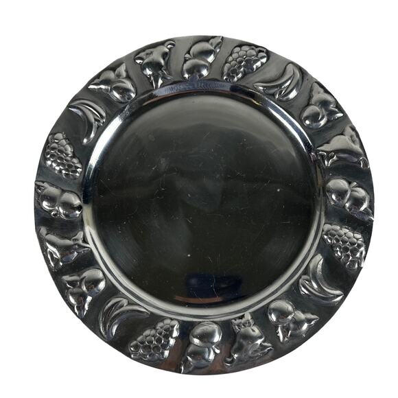 Unbranded Other - Large Aluminum Round Fruit Embossed Design Serving Platter-Nice!